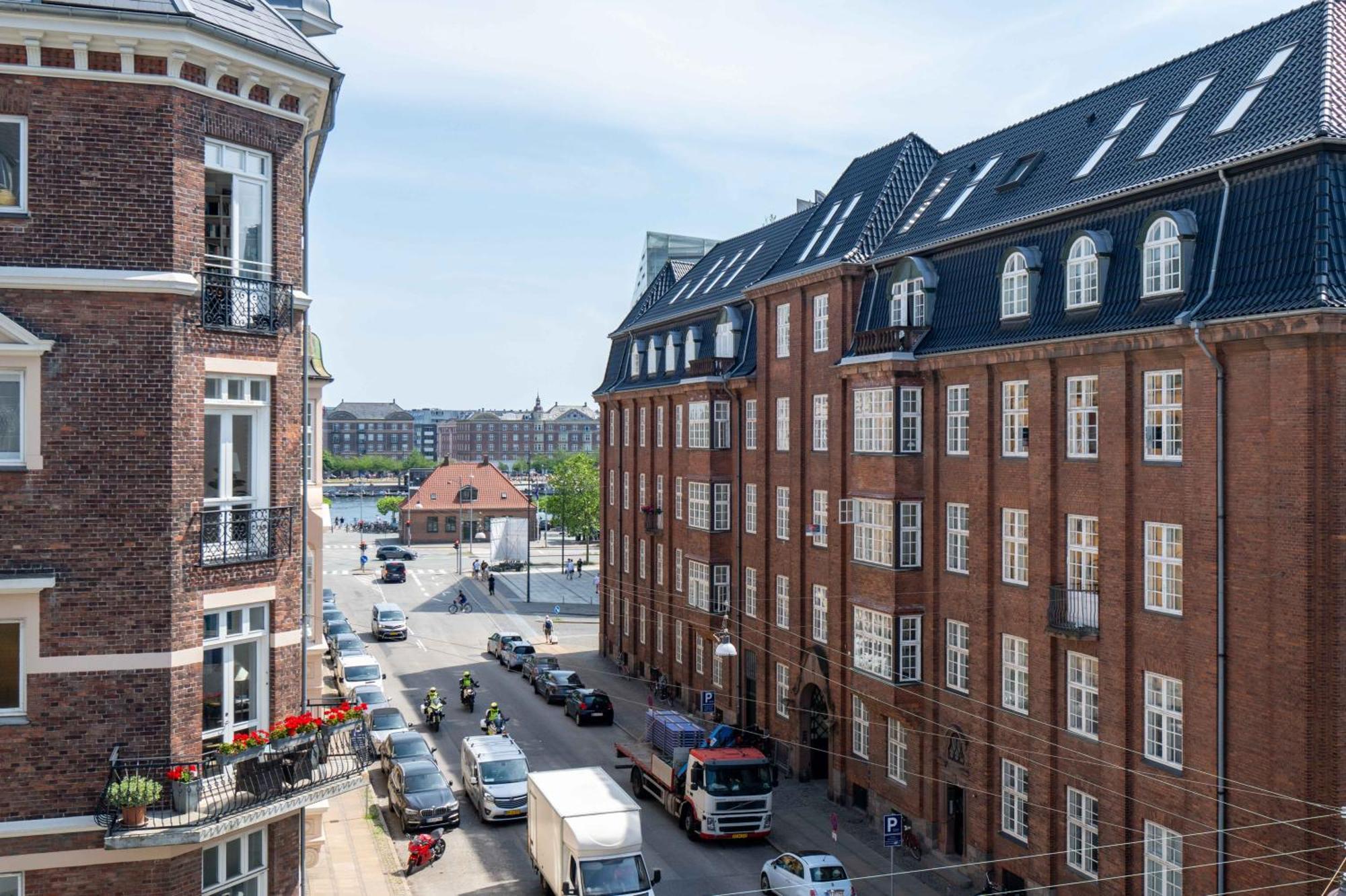 Appartement Large In By Tivoli Gardens